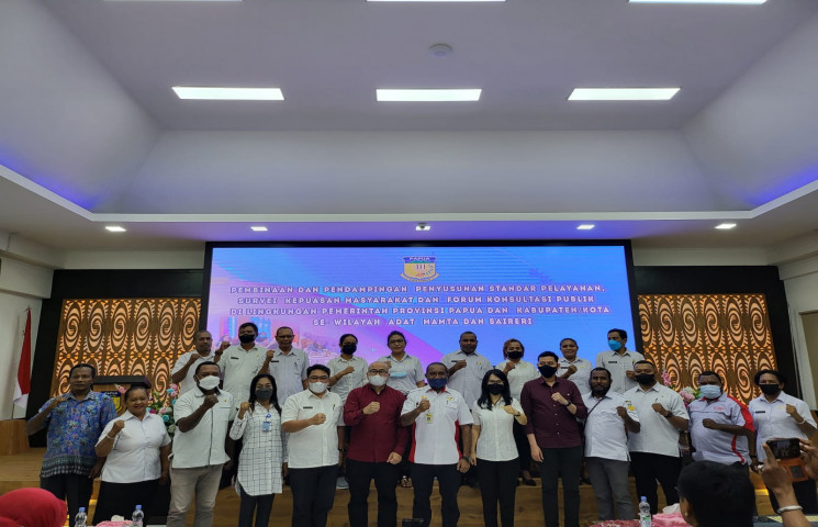 Asisten Derek : Reformasi pelayanan publik penting dan dominan